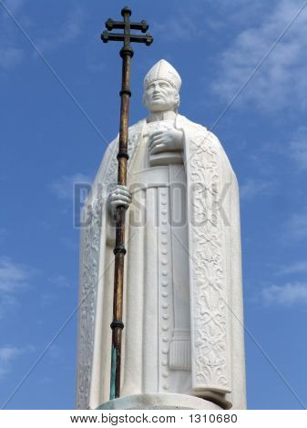 Statue af en pave