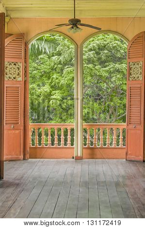 Elegant Interior Old Style House