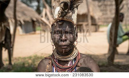 Omo Valley, Ethiopia, September 2017: Portrait Of Unidentified Karo Tribe Woman In Colcho, Omo Valle