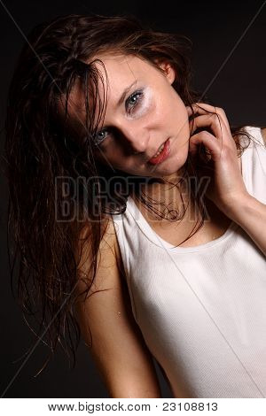 sexy Frau mit nassen Haaren
