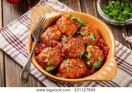 Pork Meatballs With Spicy Tomato Sauce In Dish