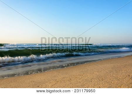 When You Look At These Wonderful Waves, You Breath Your Breath From This Amazing Beauty
