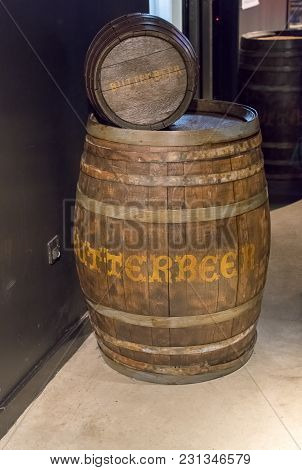 Butterbeer Kegs Harry Potter