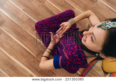 Stunning Indian Bride Dressed In Hindu Traditional Clothes