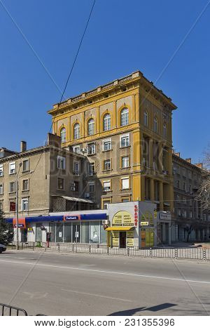 Dimitrovgrad, Bulgaria - March 15, 2014: Typical Street And Building In Town Of Dimitrovgrad, Haskov