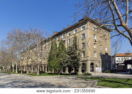 Dimitrovgrad, Bulgaria - March 15, 2014: Typical Street And Building In Town Of Dimitrovgrad, Haskov