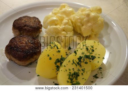 Frikadelle - German Meatballs With Cauliflower Sauce Bernaise And Baked Parsley Potatoes