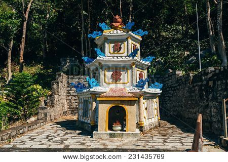 Ta Cu, Phan Thiet, Vietnam - March 7, 2017: Landmarks In Linh Son Truong Tho Pagoda On The Mountain 