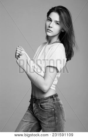 Model Test With Beautiful Fashion Model Posing