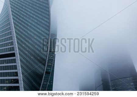 Moscow, Russia - December 29, 2017 Foggy Weather In Moscow, Capital City Of Russia.side View Of The 