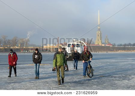 Saint Petersburg, Russia - March 12, 2017: Employees Of Emercom Of Russia On Khivus-20 Rescue Ship E