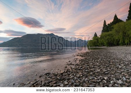 Beautiful Natural Wakatipu Water Lake In Queentown New Zealand Landscape