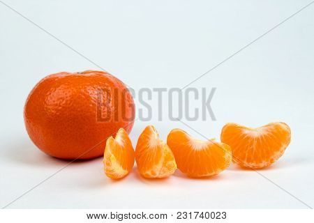 Ripe Orange Fresh Mandarin , Clean Mandarin, Mandarin Slices, Isolated On White Background