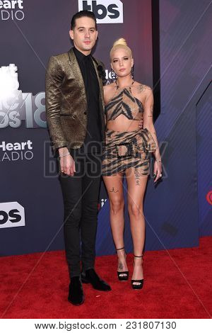 LOS ANGELES - MAR 11:  G-Eazy and Halsey arrives for the 2018 iHeartRadio Music Awards on March 11, 2018 in Los Angeles, CA                