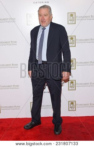LOS ANGELES - MAR 13:  Robert De Niro arrives for the A Legacy of Changing Lives Gala on March 13, 2018 in Hollywood, CA