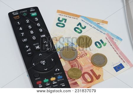 Pay Tv - How Much We Have To Pay To See Our Favorite Programm On Tv