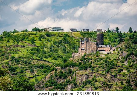 Katz Castle at Rhine Valley (Rhine Gorge) near St. Goarshausen, Germany. Built in 1371 and rebuilt in 1896. 