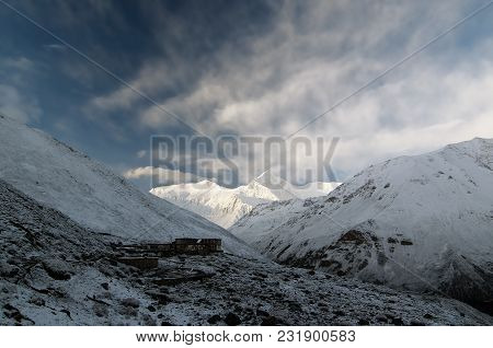 Trek In Nepal. Annapurna Cirkut Trek. The Most Beautiful Trekking On The Himalaya Mountains. The Las