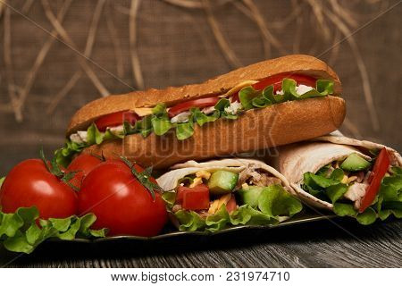 Burrito With Grilled Chicken And Vegetables, Shawarma Sandwich, Doner Kebab, Chicken Shawarma, Subwa