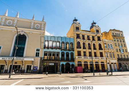 Rio De Janeiro, Brazil - February 28, 2018: Old Houses In Lapa And Santa Teresa