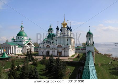 Rostovs kyrkor