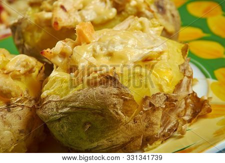 Papas Rellenas De Pollo