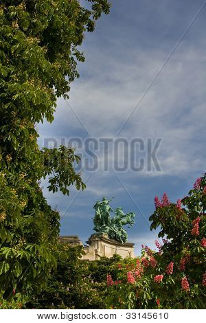 Grand Palais katto patsas