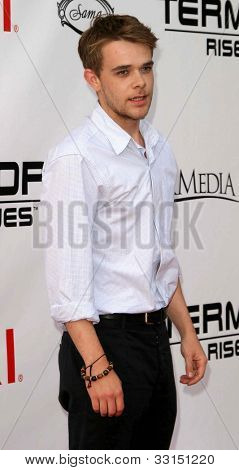 LOS ANGELES - 12 maggio: Nick Stahl in Terminator 3: Rise di macchine - gioco Launch party organizzato 
