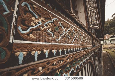 Architectural Photo Of An Old Mosque Called A Mosque Located In The City Of Pdangpanjang, Taken 2019