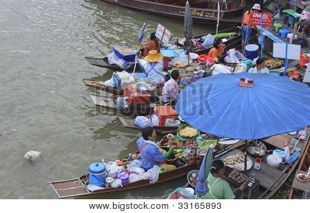Amphawa Floating Market