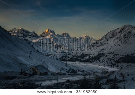 Aspe Peak Surrpunded By Lecherin Peak, El Sombrero, Llana De La Garganta And Llana Del Bozo, Seen Fr