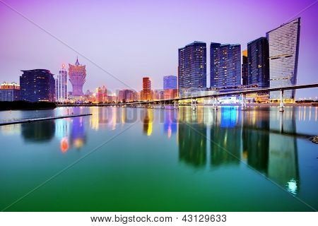 Lomakohteet ja kasinot pitkin skyline Macao, Kiina.