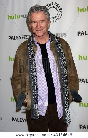 LOS ANGELES - MAR 10: Patrick Duffy přijede na akci 