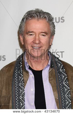 LOS ANGELES - MAR 10: Patrick Duffy přijede na akci 