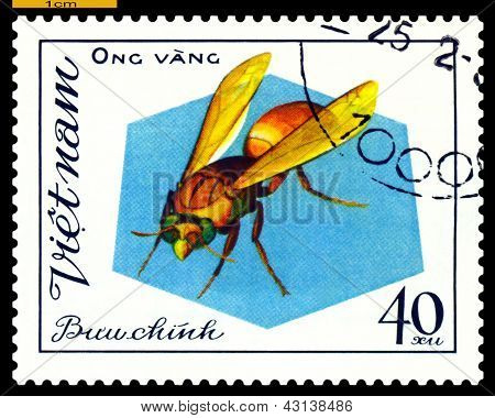 Vintage postzegel. Insect Ong Vang.