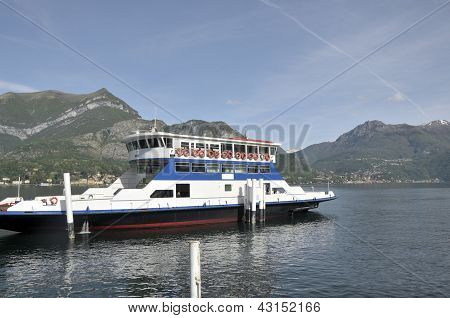 AutofÃ¤hre am Comer See