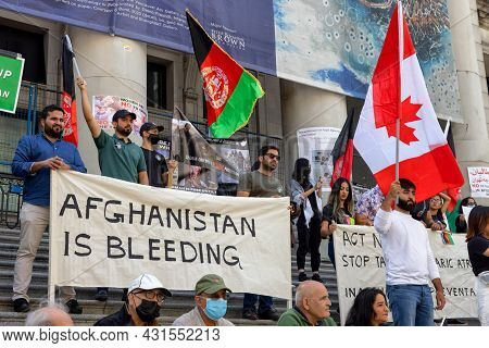 Downtown Vancouver, British Columbia, Canada - August 28, 2021: Crowd Of People Protesting Against T