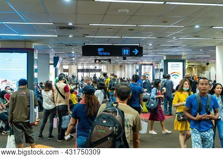 The Crowd Is Waiting For Departure In The Airport Lounge. Samui , Tailand - 02.09.2020