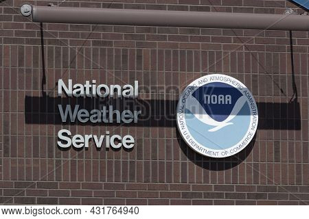 Indianapolis - Circa September 2021: Nws Forecast Office. Noaa Is A Us Agency That Forecasts Weather