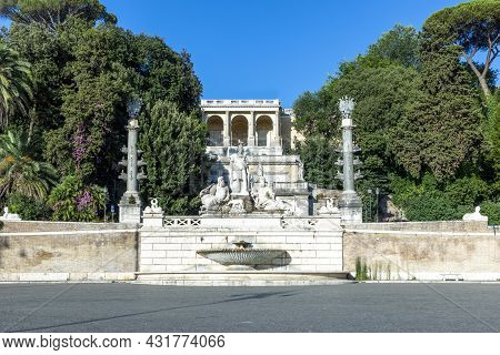 Fountain Of The Goddess Rome In Piazza Del Popolo, Rome, Italy