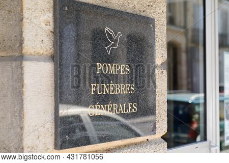 Bordeaux , Aquitaine  France - 08 30 2021 : Pfg Logo Brand And Text Sign Of Pompes Funebres Generale