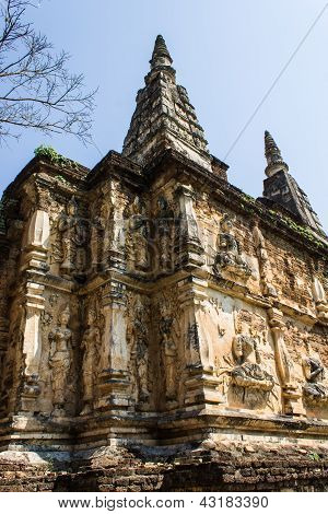 Chedi ve Wat Chedyod, Chiangmai