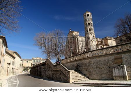 Uzes katedrála