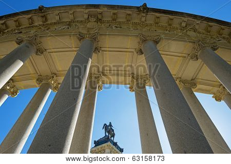 Equestrian statue in the Buen Retiro Park