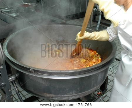 Cocina con Wok gigante