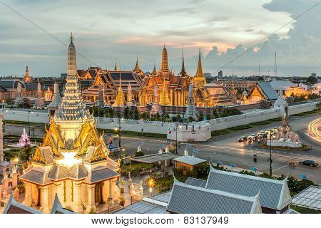 Bangkok City Pillars Shrine And Wat Phra Kaew
