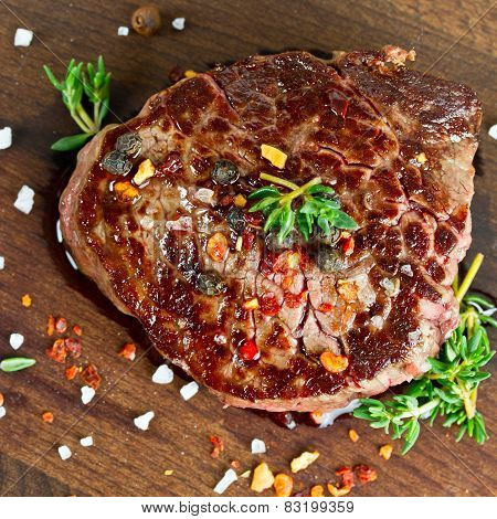 Steak with thyme