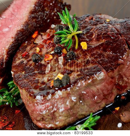 Steak with thyme