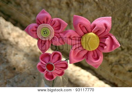 Kanzashi fabric flowers