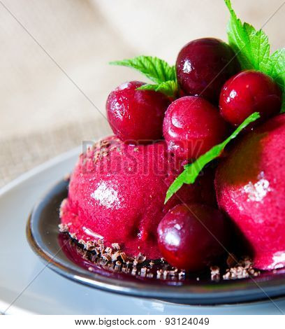 Cherry Ice Cream.